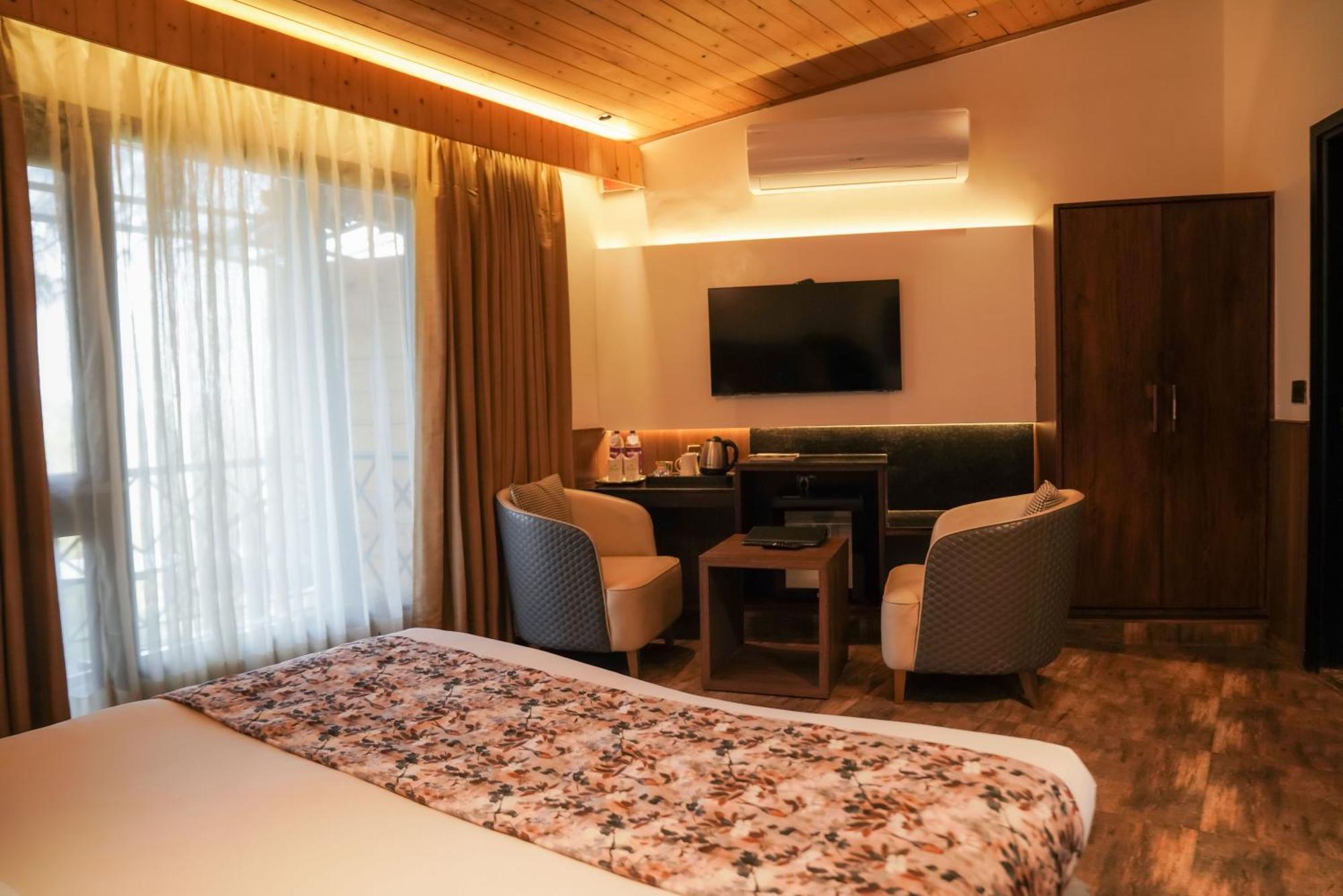 Kasauli Hills Resort Dış mekan fotoğraf